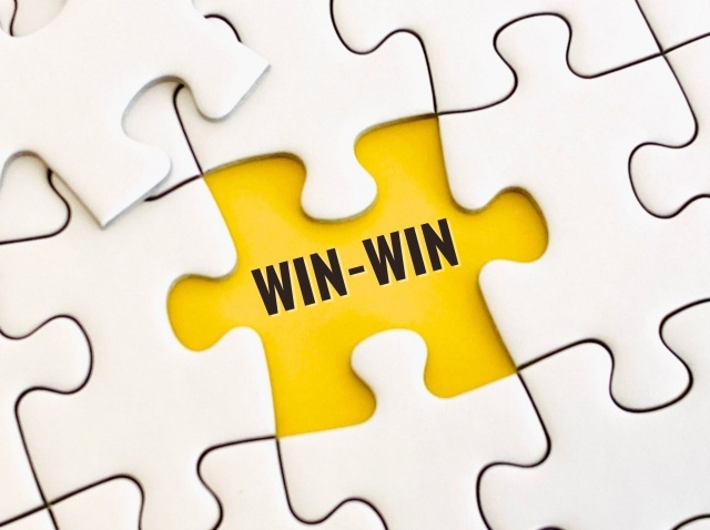 Snow Manの渡辺翔太と目黒蓮の絆をイメージした画像